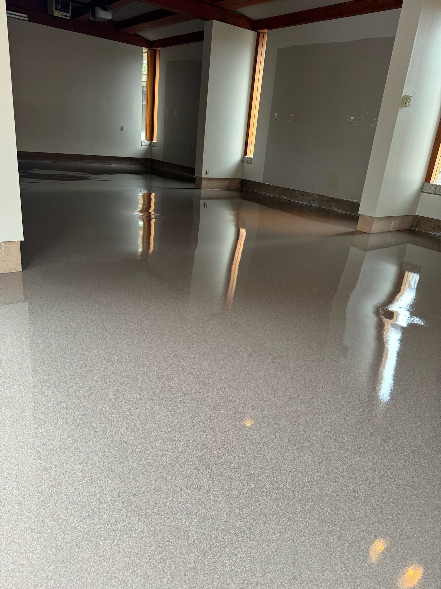 Best Garage Concrete Flooring Services in Surrey, BC